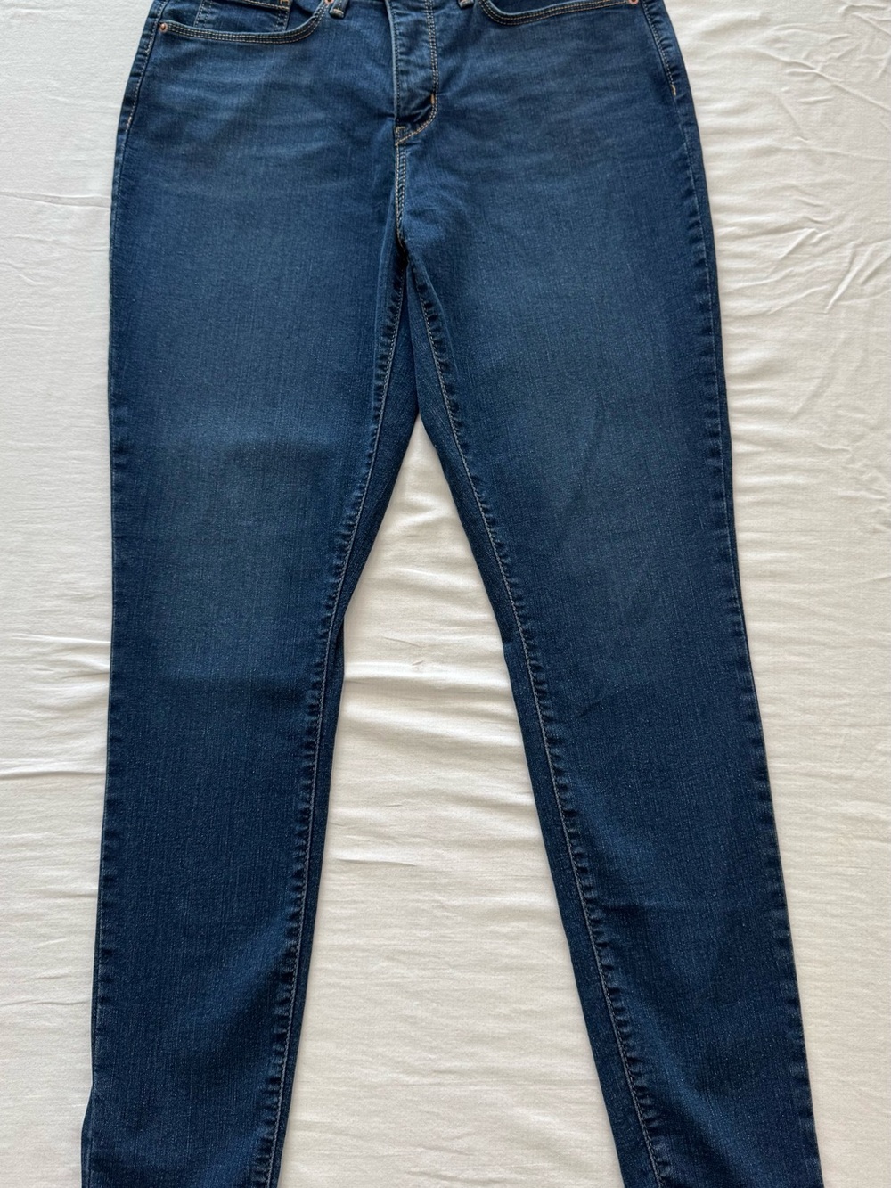 Women’s Levi’s Dark Blue Slim Jeans